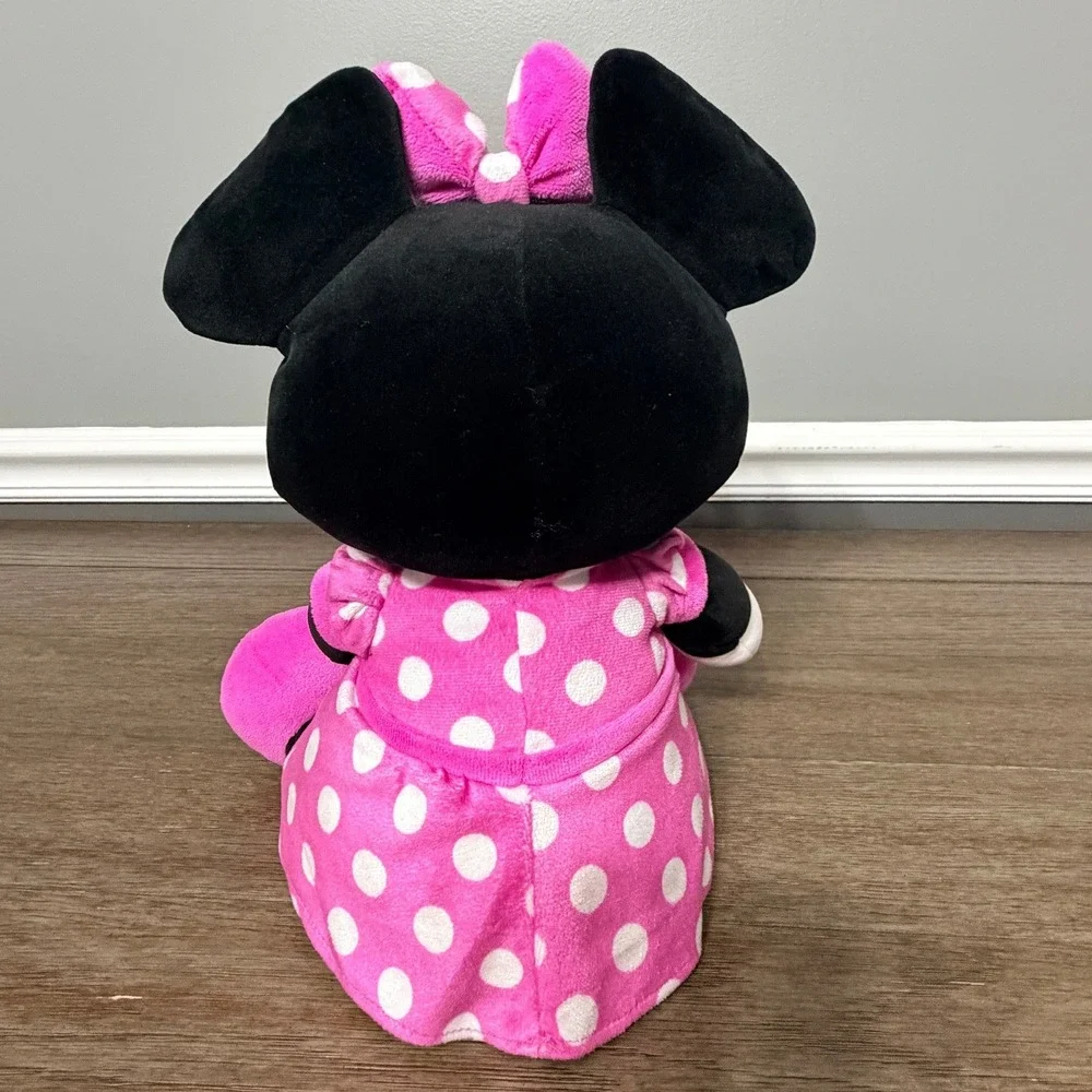Disney Minnie Mouse Weighted Plush‎
